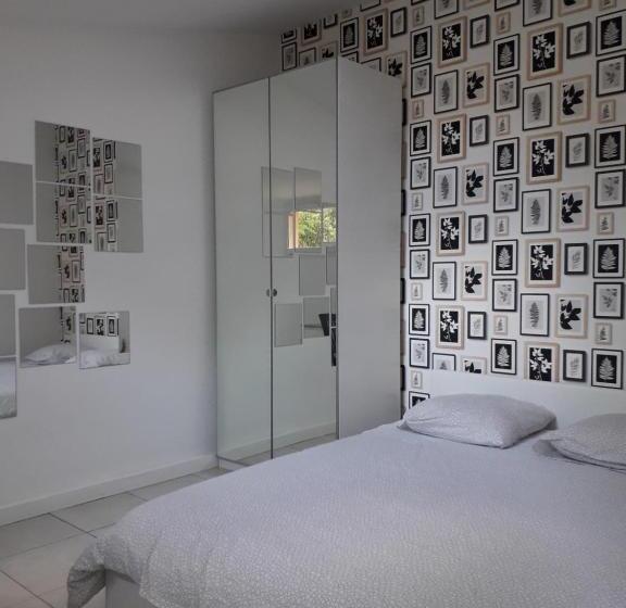 Bed and Breakfast Les Restanques