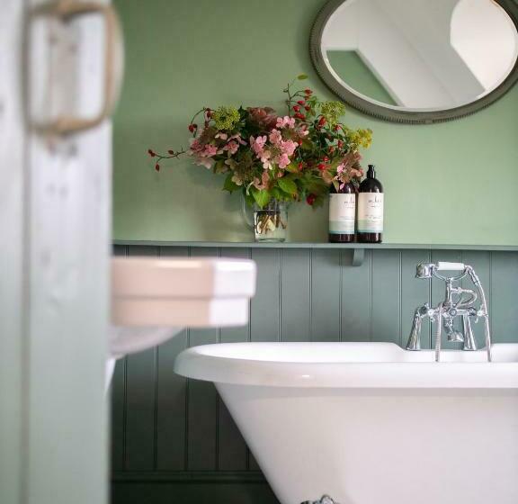 ベッドアンドブレックファースト Sawcliffe Manor Country House With Spa, Free Parking, Catering, Self Checkin, Farmstay