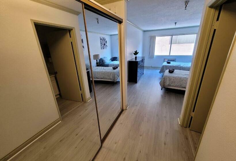 Hotel B11 La Lovely Double Deluxe Unit