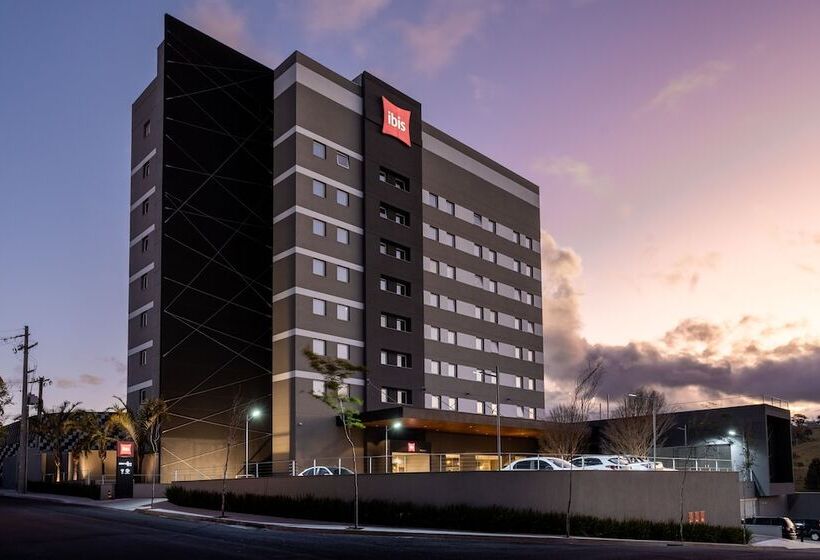 Отель Ibis Botucatu