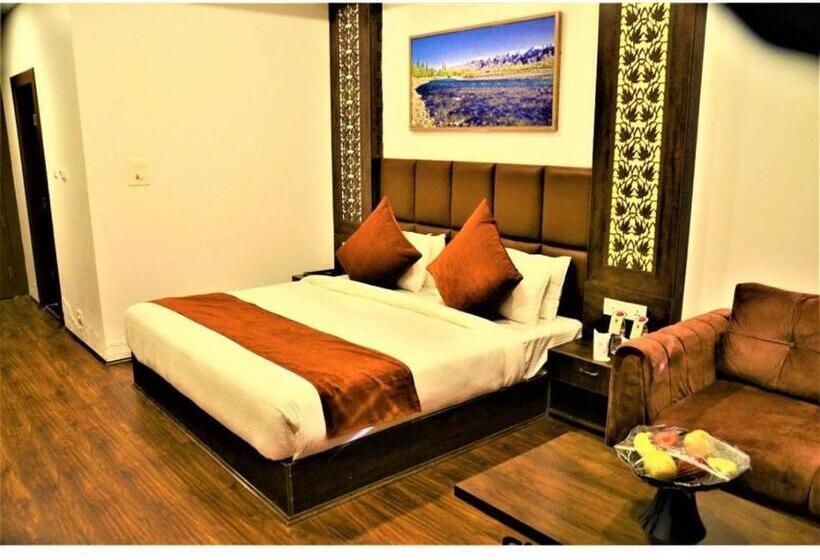 Hotel Kareem Residency