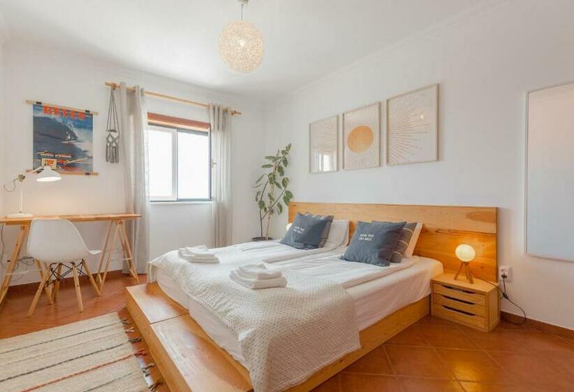 Отель The Ocean House