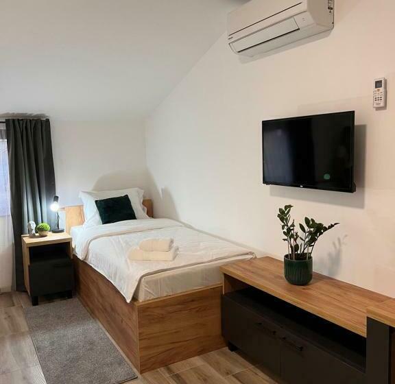 مُتل Prenociste Kod Brana