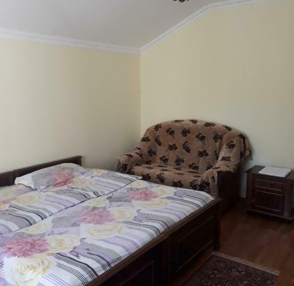 Пансион Hayk Guest House