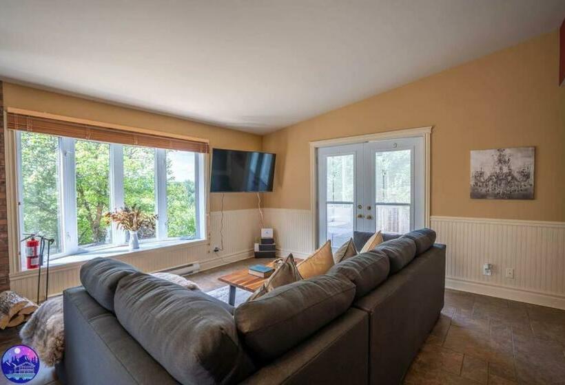 Chalet Sur La Colline Spa