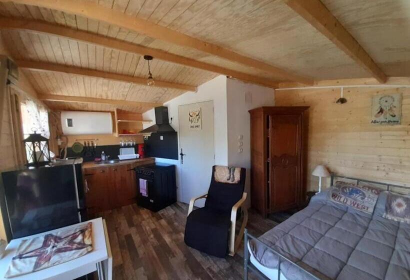 Отель Le Ranch Du Madres