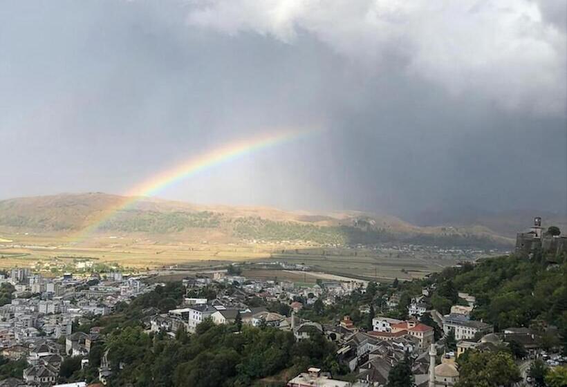 פנסיון Panoramic Vlachos