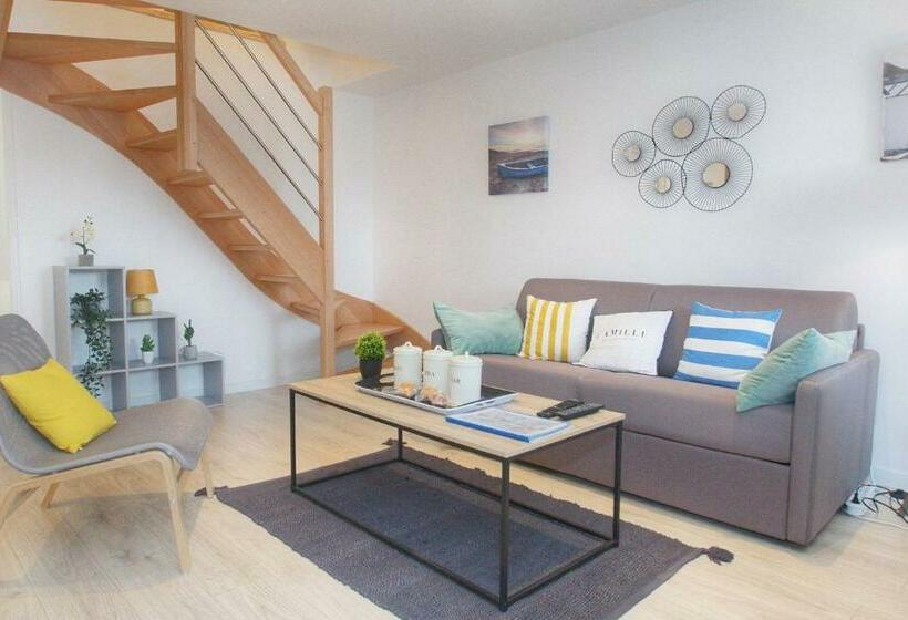 The Merville Duplex Lorient Center