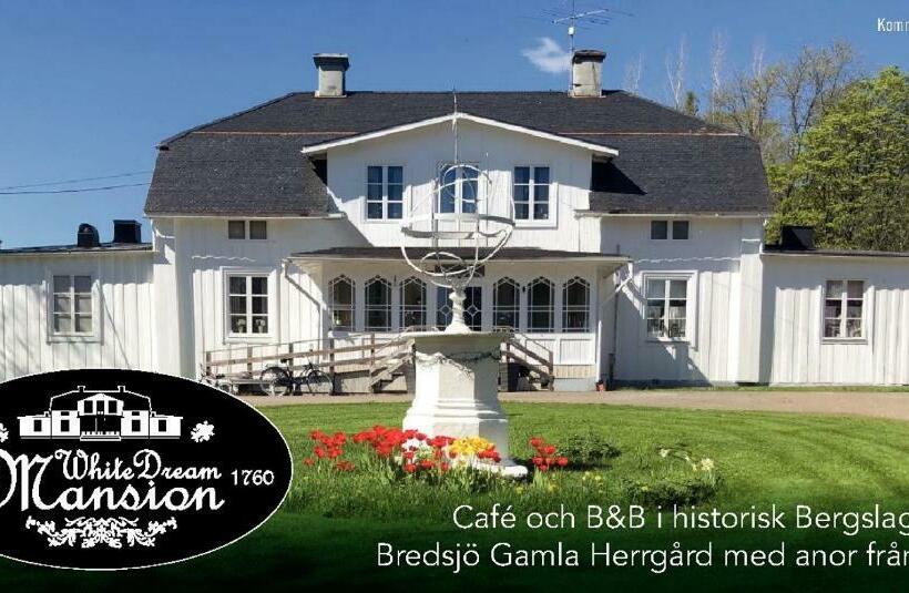 تختخواب و صبحانه Bredsjö Gamla Herrgård White Dream Mansion