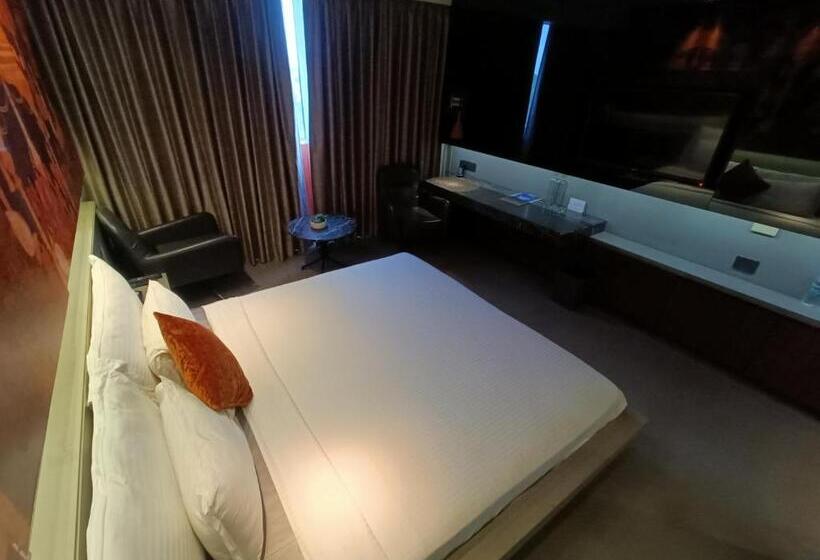 Boulevard By Design Hotel Chennai