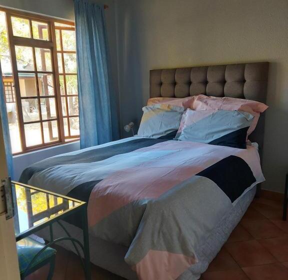 Pendleberry Holiday Resort   Unit 40