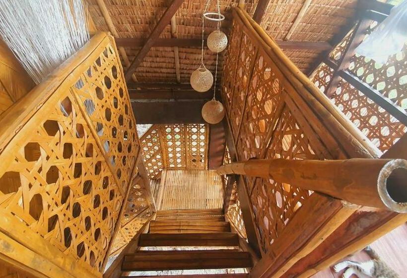 ペンション Calatagan S Bahay Kubo   With Beach Access