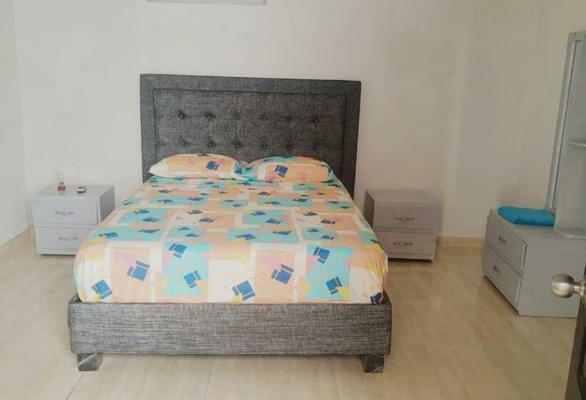 Пансион Habitación Ciudad Amurallada 2b