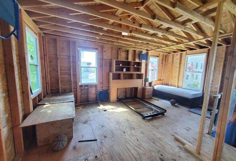 پانسیون Room In Cabin Camping Cabin With Sauna Access 2nd Fl