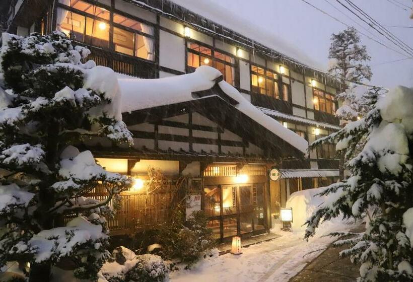 Отель 野沢温泉 奈良屋旅館