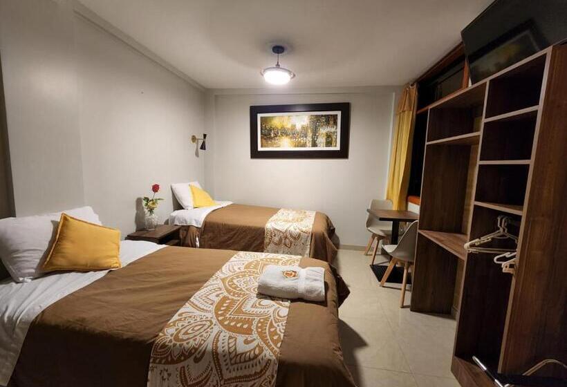 Отель Hostal Posada Real