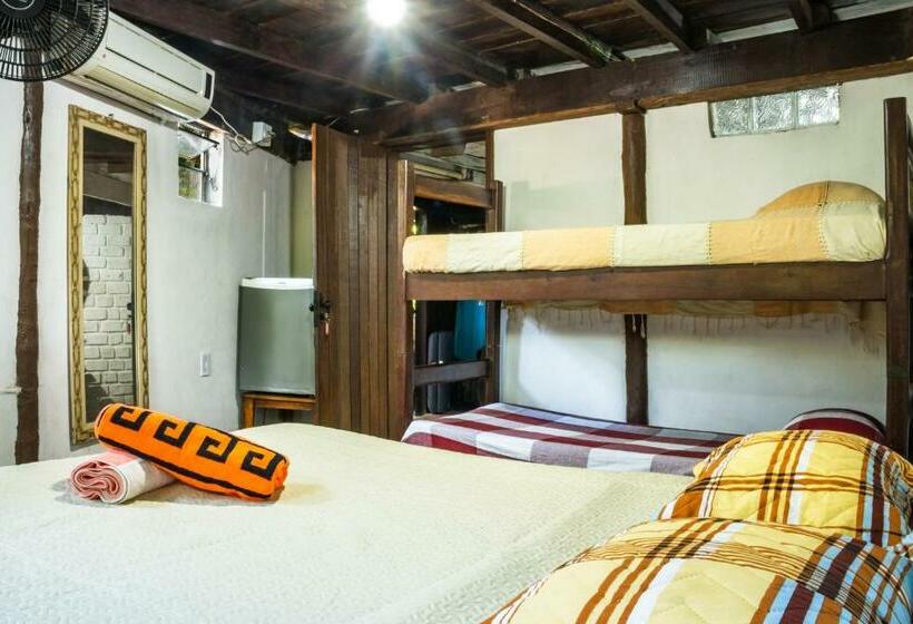 هتل Navio Hostel & Camping
