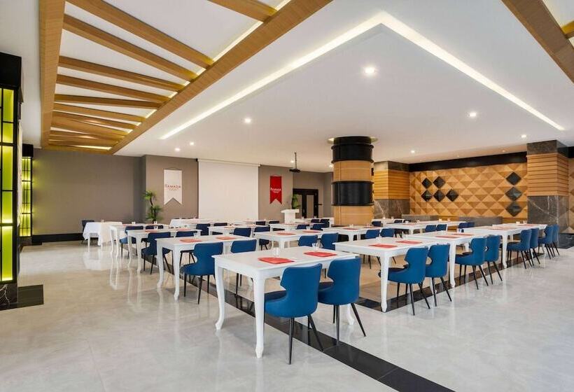 هتل Ramada Resort By Wyndham Kizkalesi
