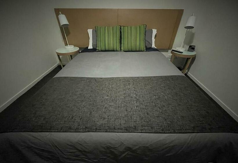 펜션 Darwin City Suites With Harbour View
