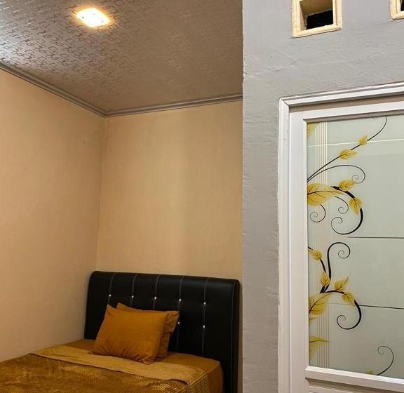 پانسیون Sudiang Inn