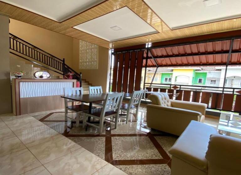 پانسیون Sudiang Inn