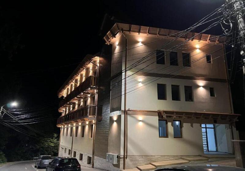 تختخواب و صبحانه Vila Noblesse