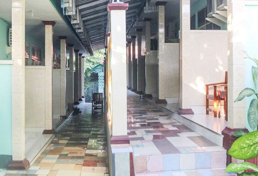 هتل Oyo 91396  Laguna