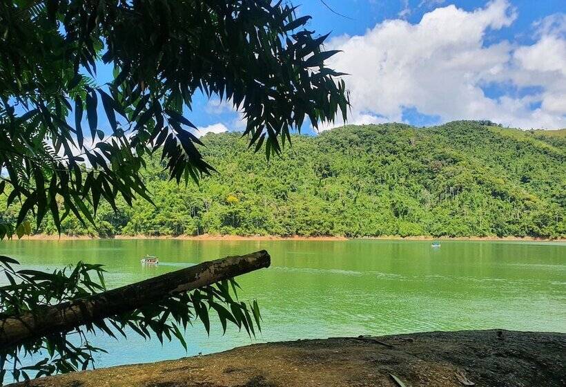 هاستل Mirador Amani