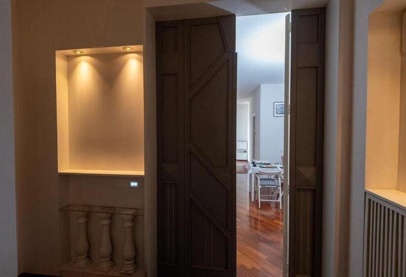 تختخواب و صبحانه Suite184