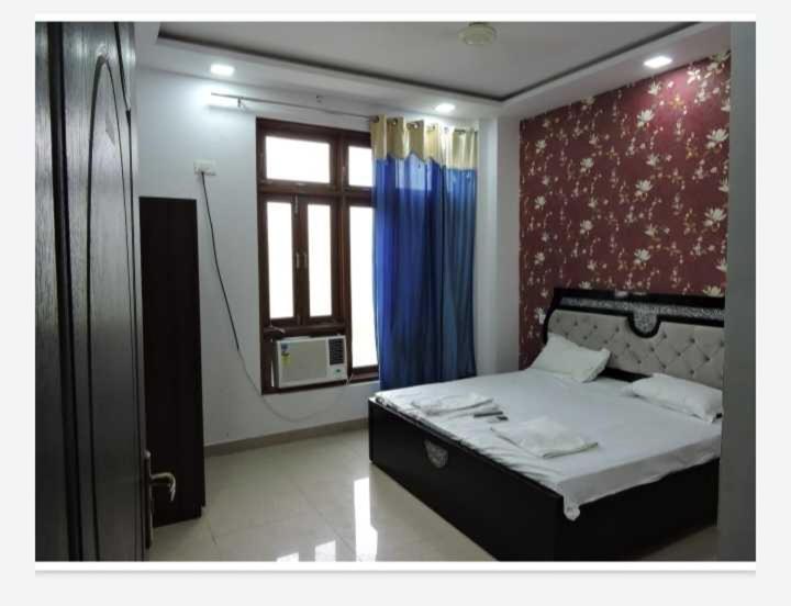 هتل Oyo 89893 Rich Chair