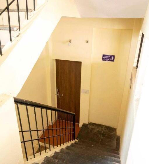 O Pop Hotel Blue Star