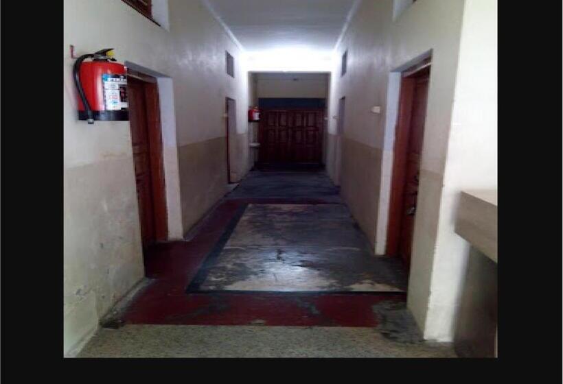 فندق Priti Guest House By Wb Inn