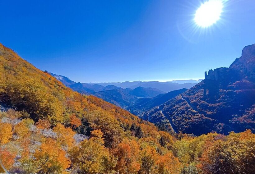 Отель Restaurant L Oree Du Vercors