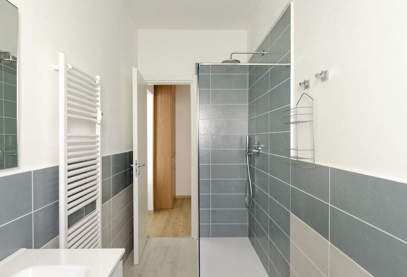 Joivy Banfi Apartment