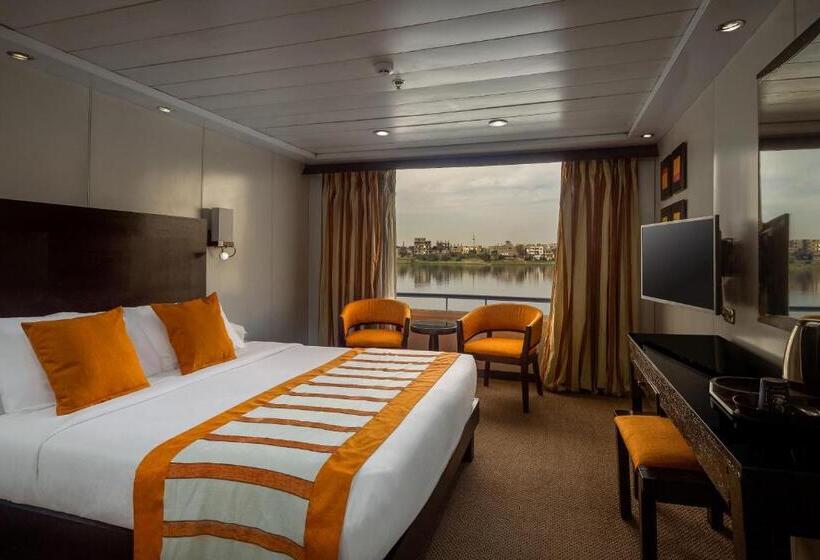 هتل Mövenpick Royal Lily Nile Cruise, Every Monday Four Nights From Luxor, Every Friday Three Nights Fro