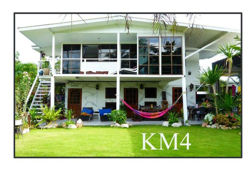 تختخواب و صبحانه Km4