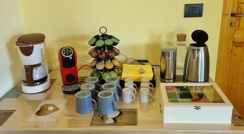 민박 Lo Noyer Et Les Roses