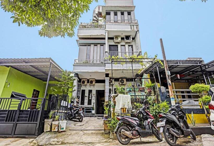 בית מלון כפרי Oyo 91363 Lia Stay Syariah