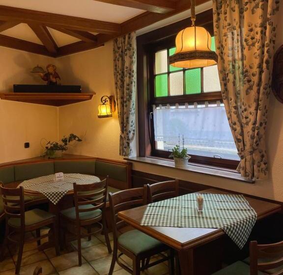 ホテル Pension Balthasar