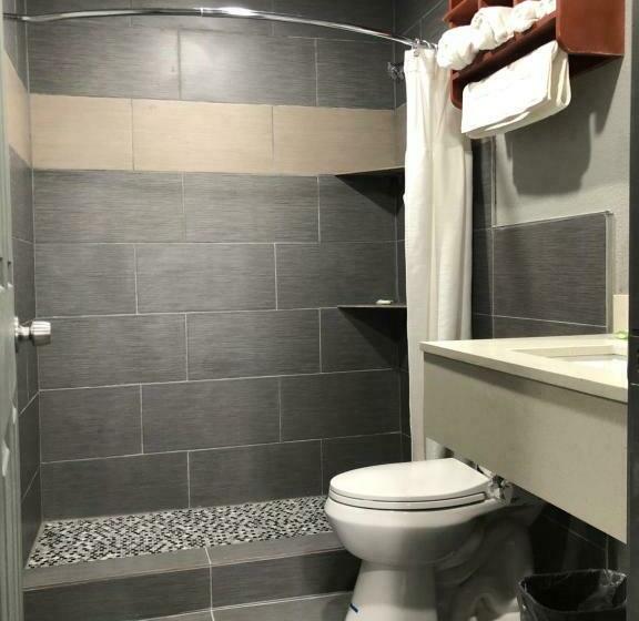 Отель Budget Inn Valparaiso/niceville @ Eglin Afb & Destin Fwb Airport