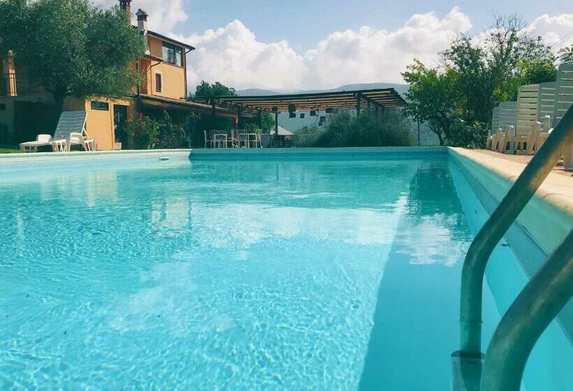 Курорт Tenuta Delle Acque