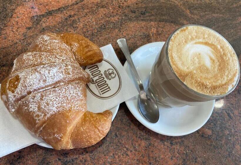 مبيت وإفطار A Casta , Come A Casa Tua