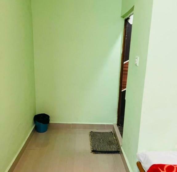 Отель Anand Dham Guest House By Wb Inn