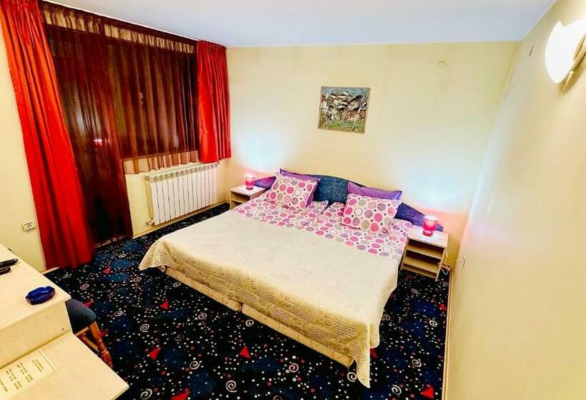 Пансион Kaloyanova House Bansko