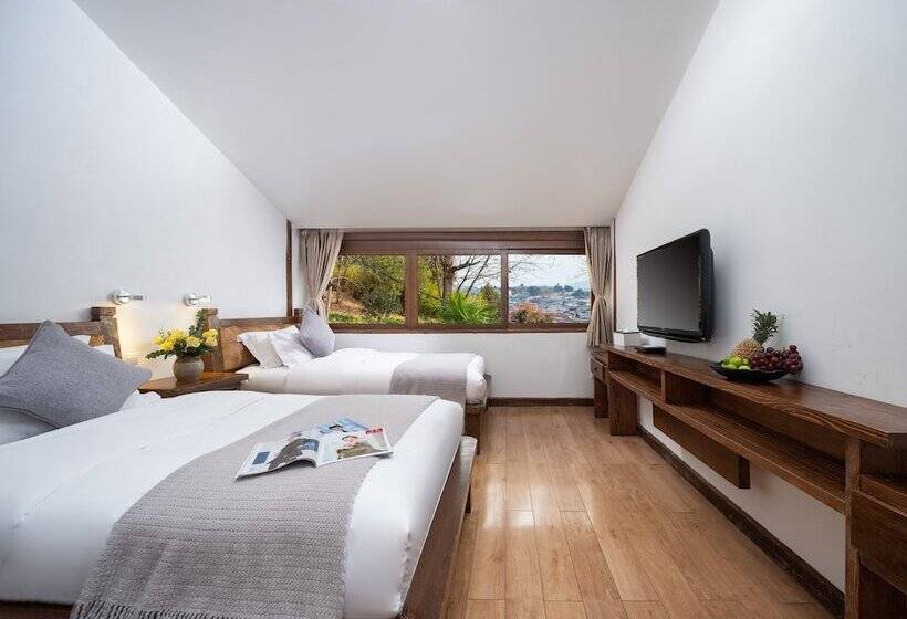 هتل Lijiang Merry Inn