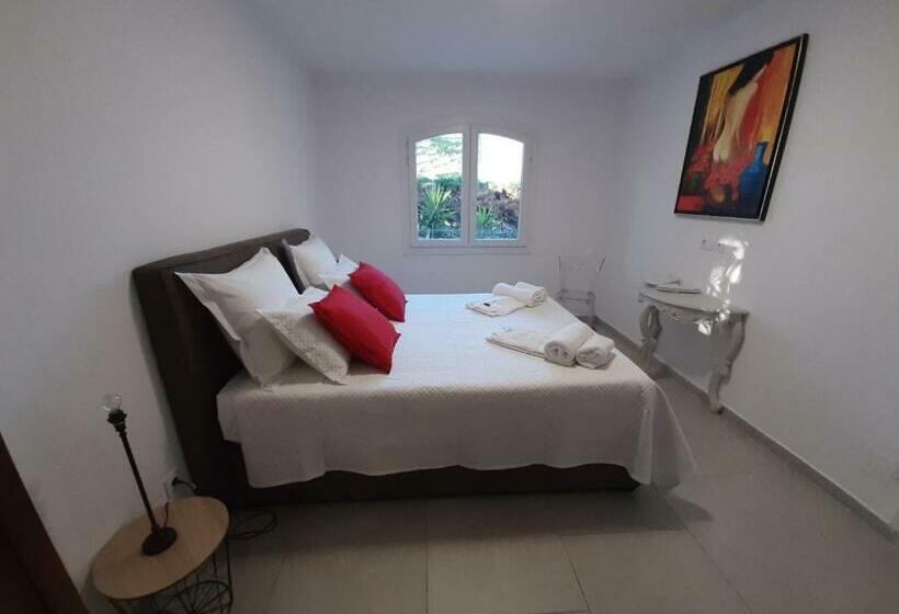 Bed and Breakfast Villa Rasoa Chambre Love