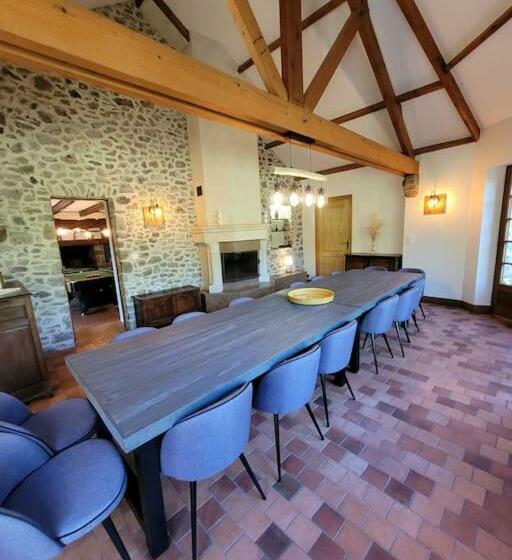 Gîte La Maison De Gouville, Avec Piscine Et Spa, Proche Mer