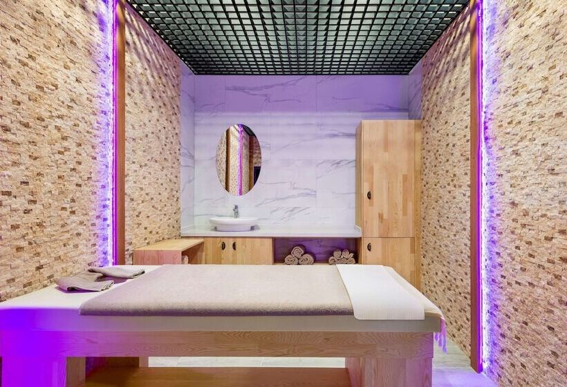 ホテル Ramada Plaza By Wyndham Ordu