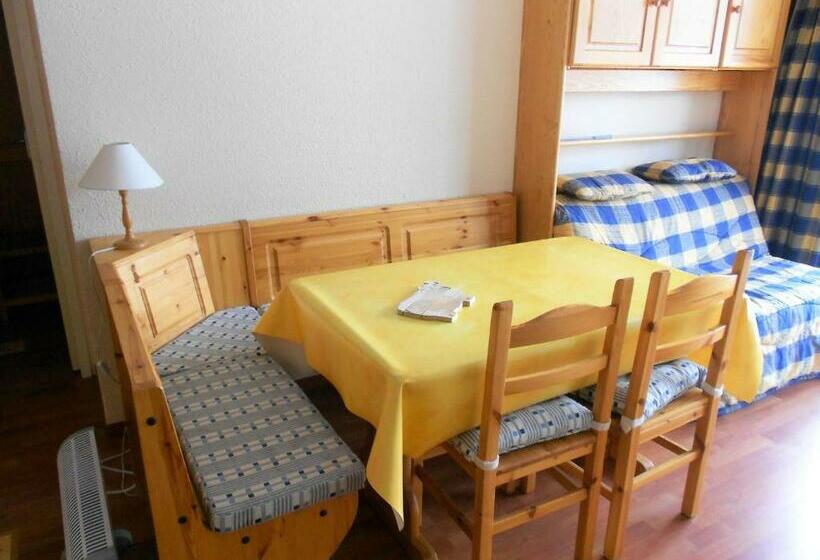 Appartement Tout Confort Skis Aux Pieds Avec Balcon Et Piscine Chauffée Fr 1 267 210
