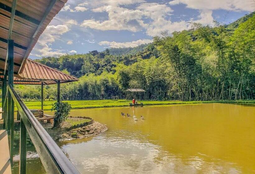 Отель Lagos De Pilacá